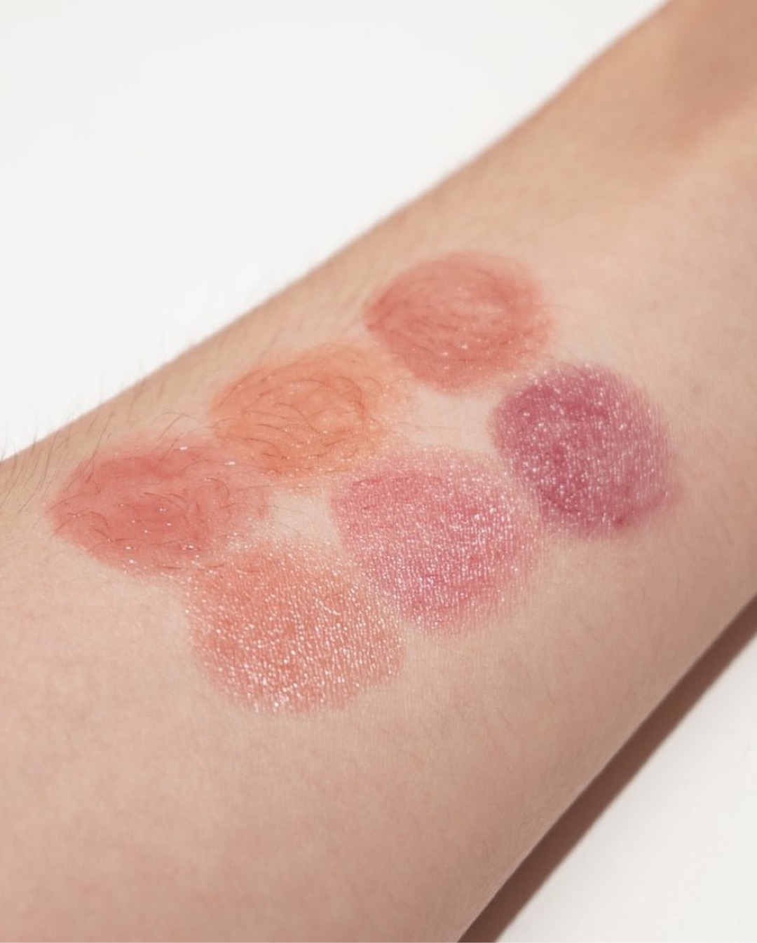 23秋冬新色 新品話題作!韓國 Laka Bonding Glow Lipstick 果凍潤澤純素唇膏 - 16色選擇